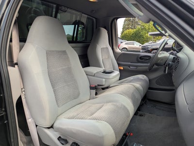 2002 Ford F-150 Base