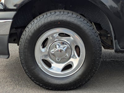 2002 Ford F-150 Base