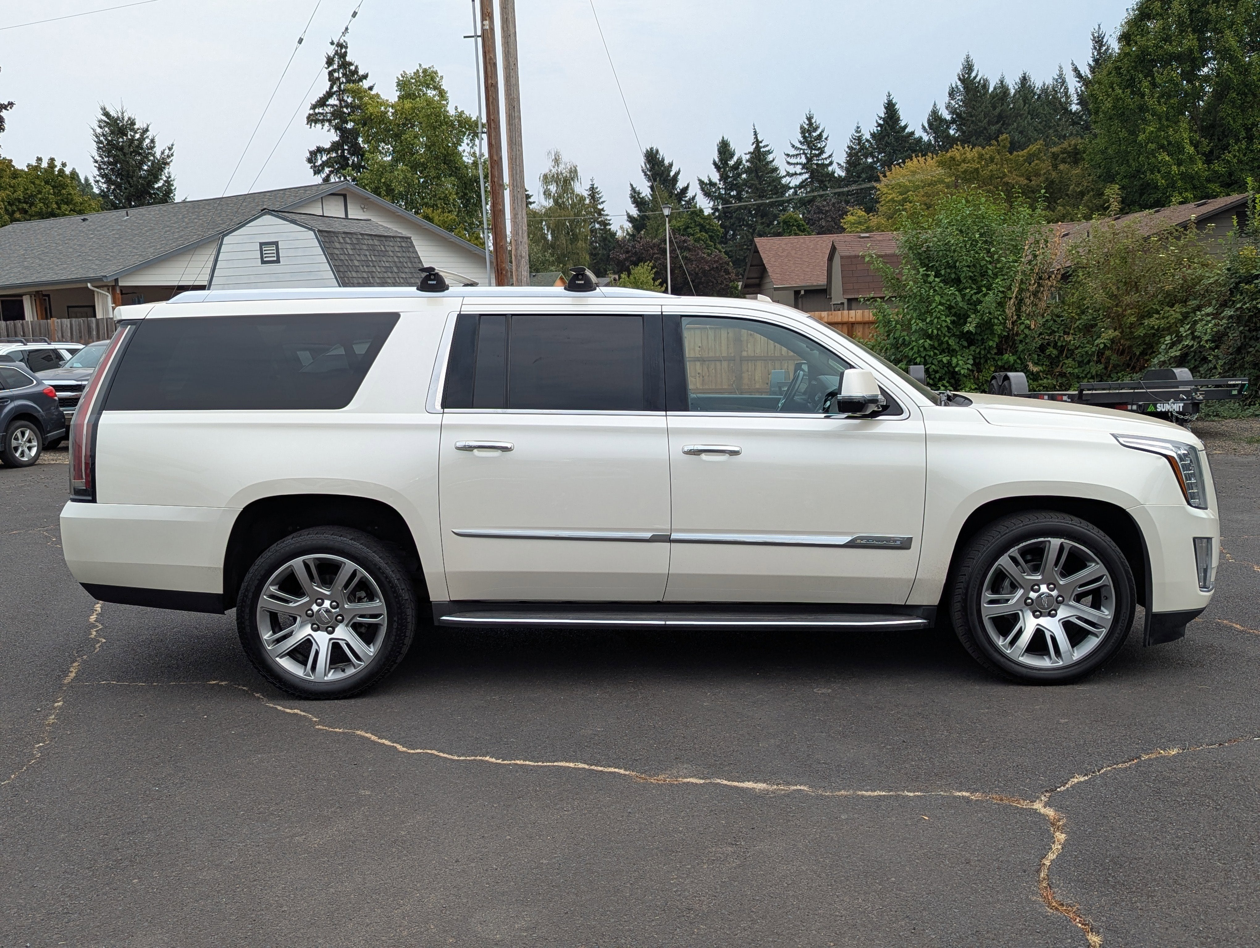 2015 Cadillac Escalade ESV Luxury