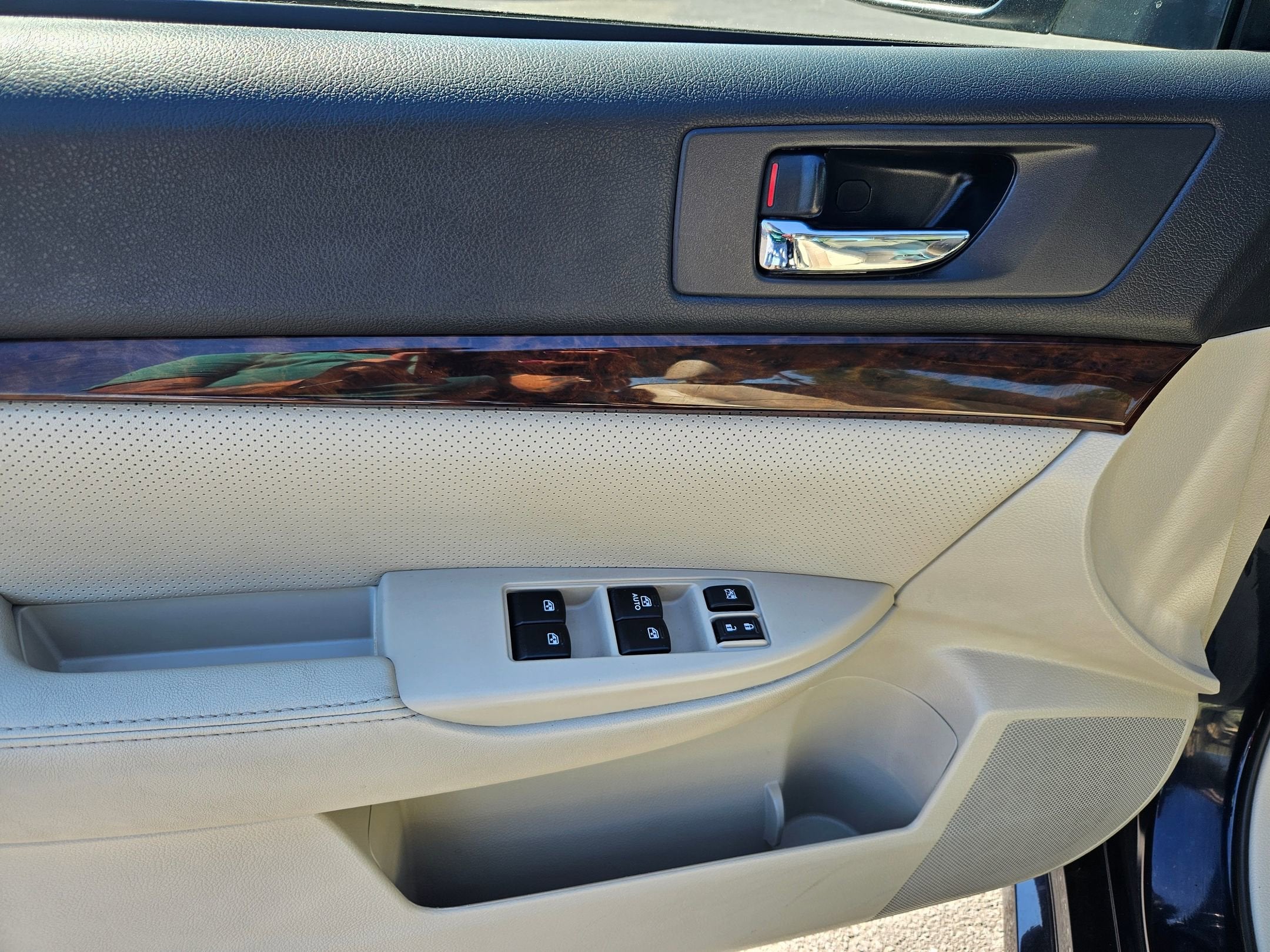 2013 Subaru Legacy 3.6R Limited