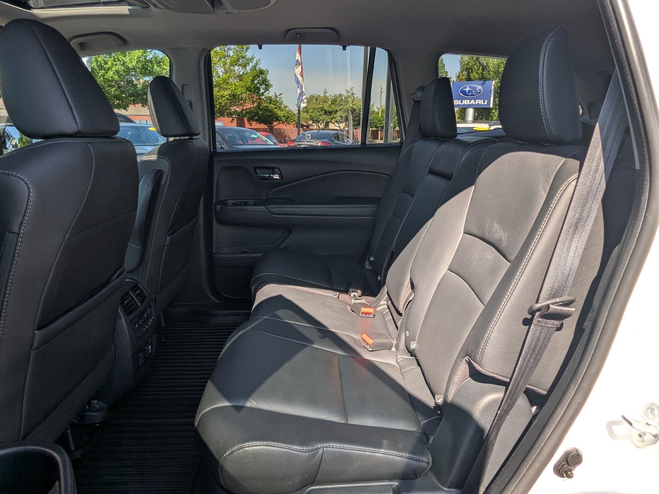 2022 Honda Pilot Touring 8-Passenger