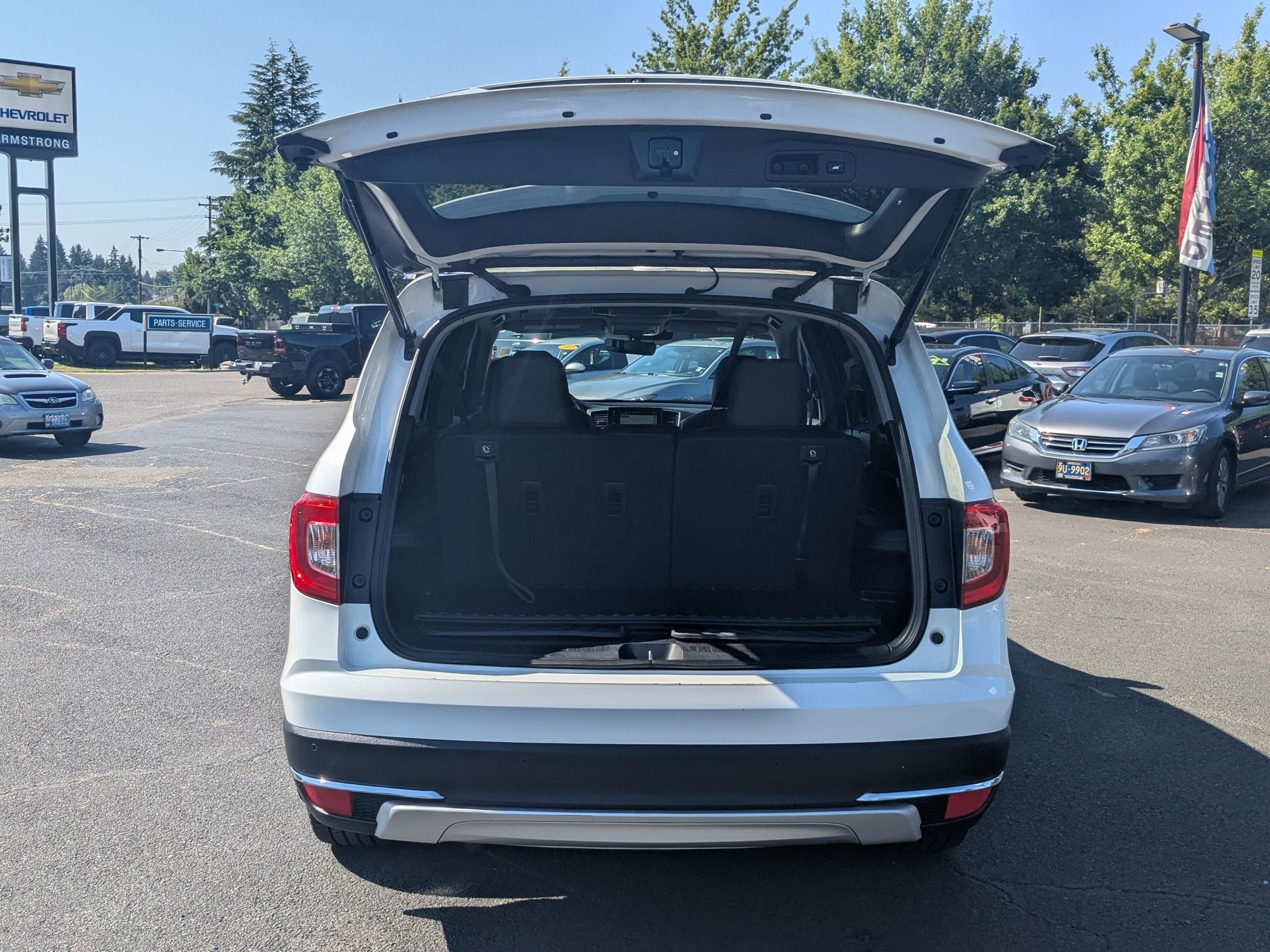 2022 Honda Pilot Touring 8-Passenger