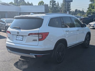 2022 Honda Pilot Touring 8-Passenger