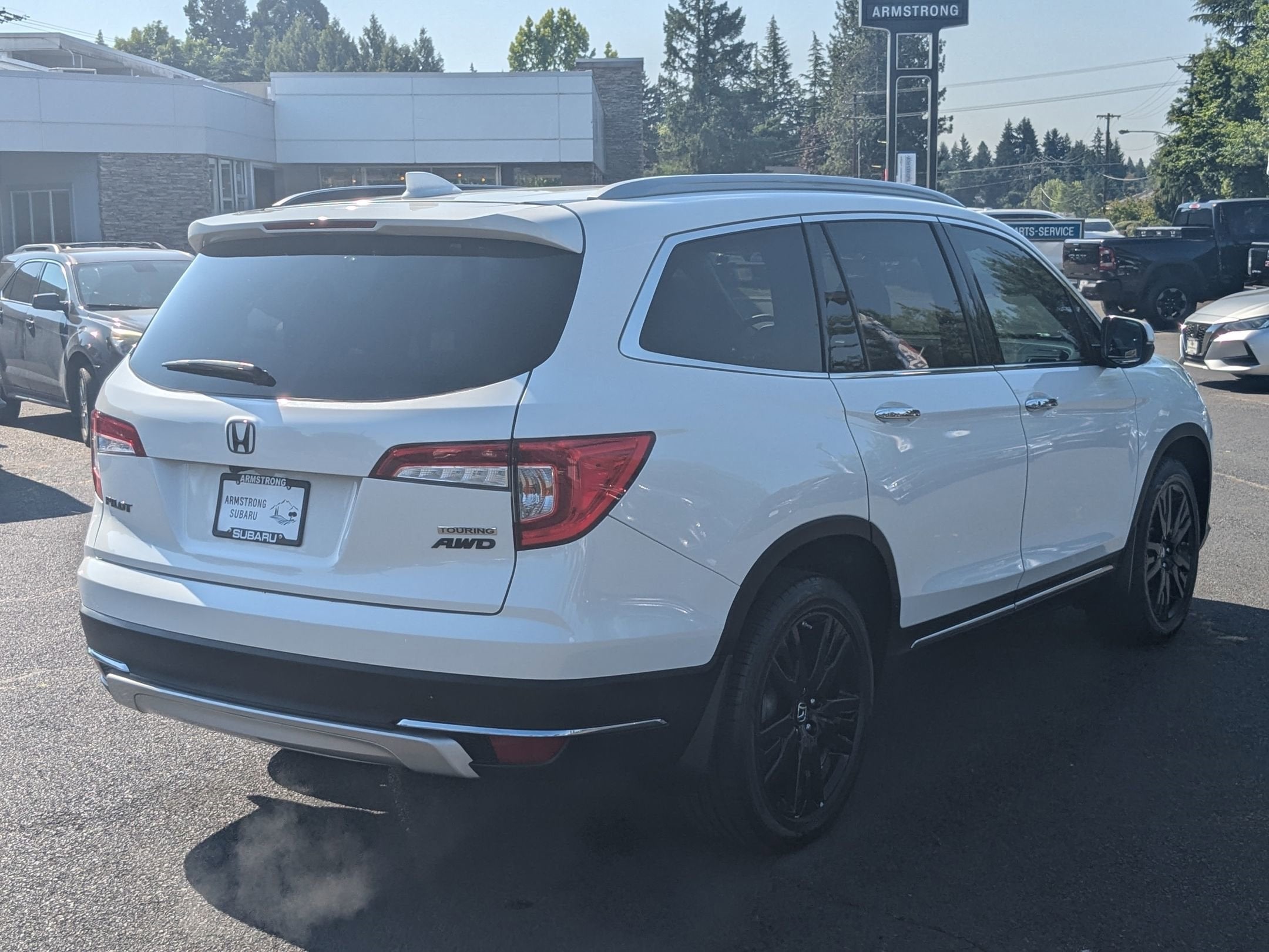 2022 Honda Pilot Touring 8-Passenger