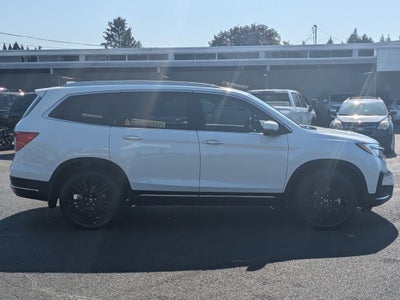 2022 Honda Pilot Touring 8-Passenger