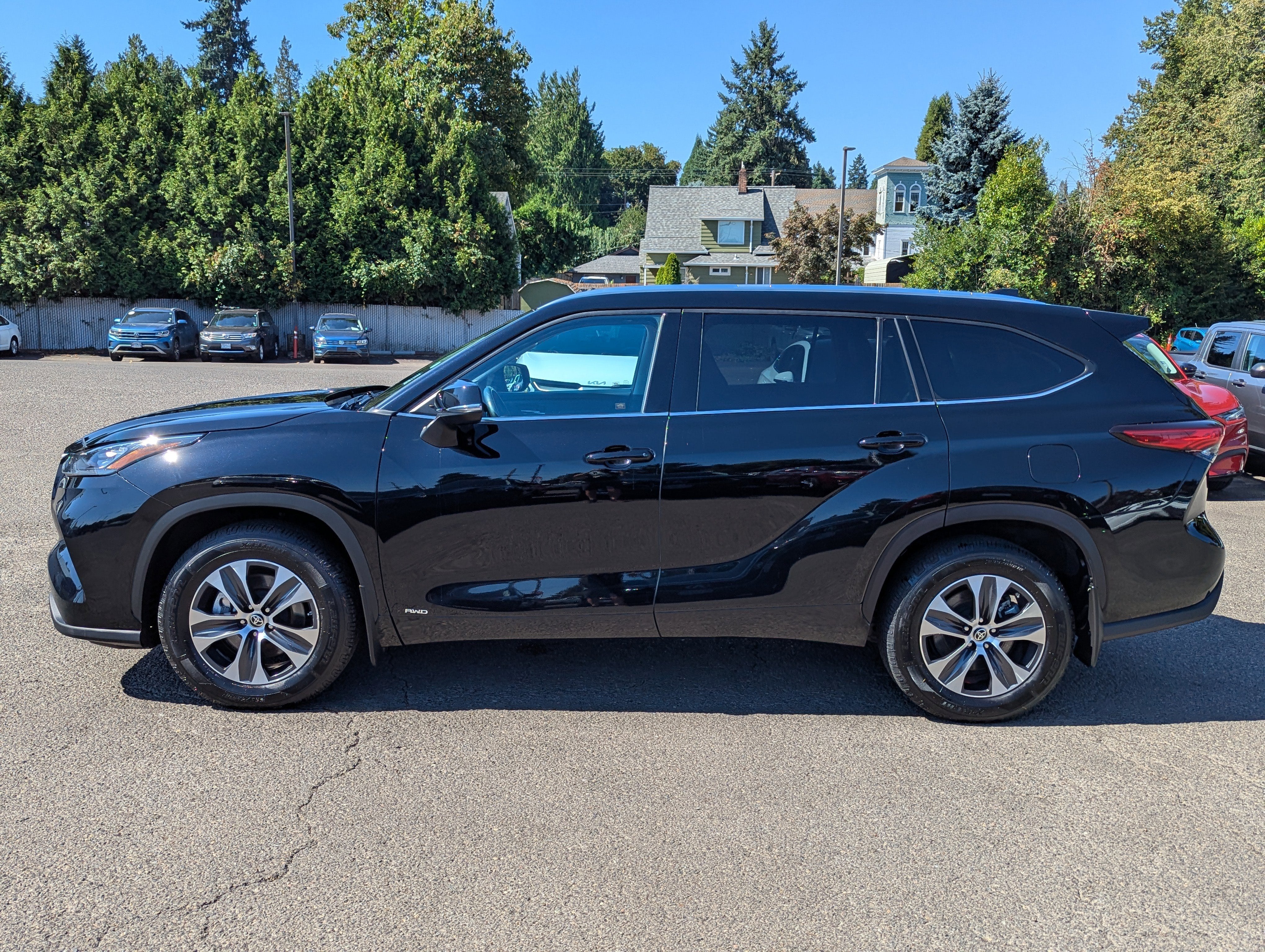 2020 Toyota Highlander Hybrid XLE