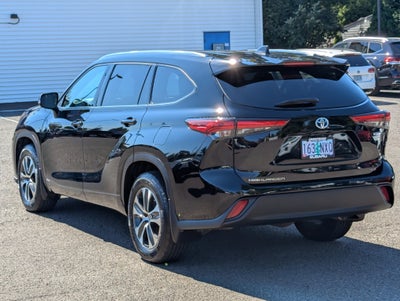 2020 Toyota Highlander Hybrid XLE