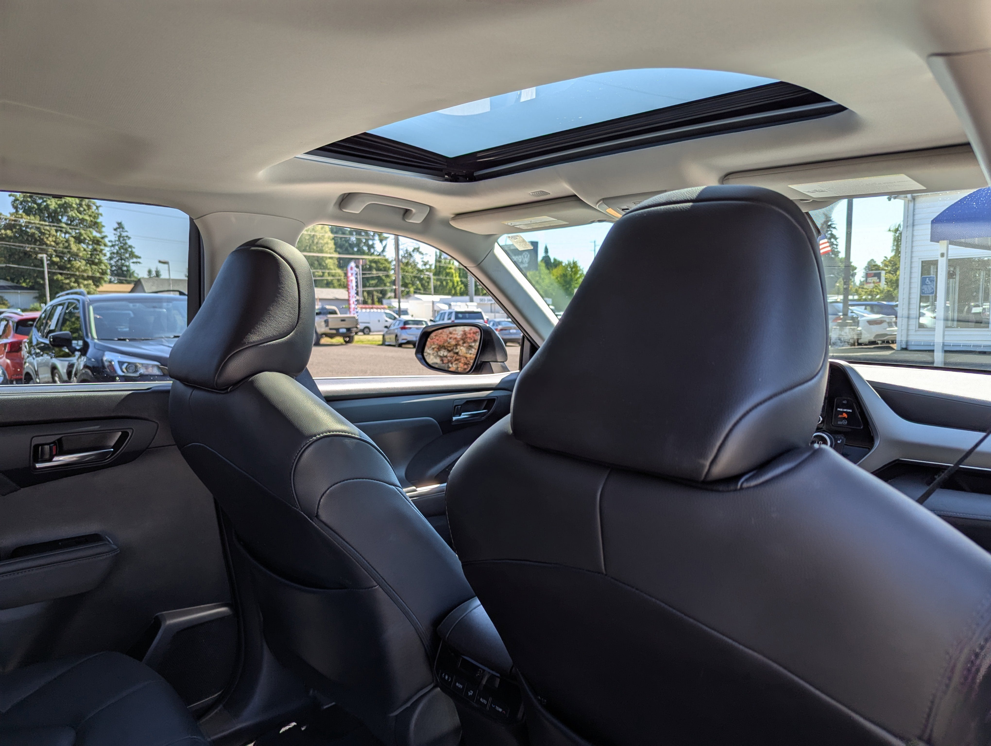 2020 Toyota Highlander Hybrid XLE