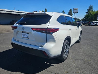 2020 Toyota Highlander XLE