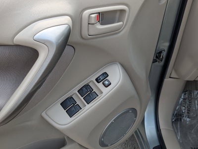 2005 Toyota RAV4 Base