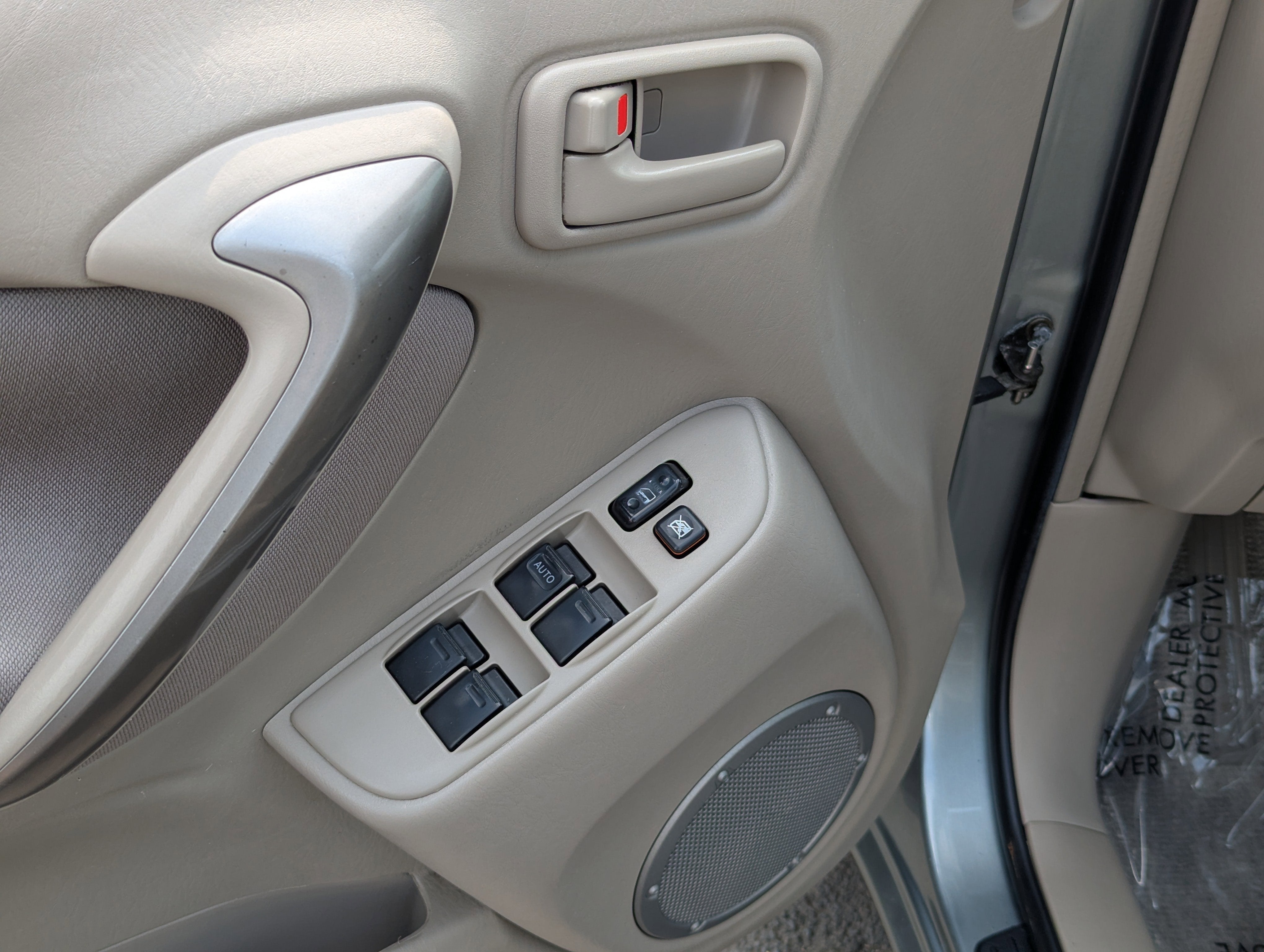 2005 Toyota RAV4 Base