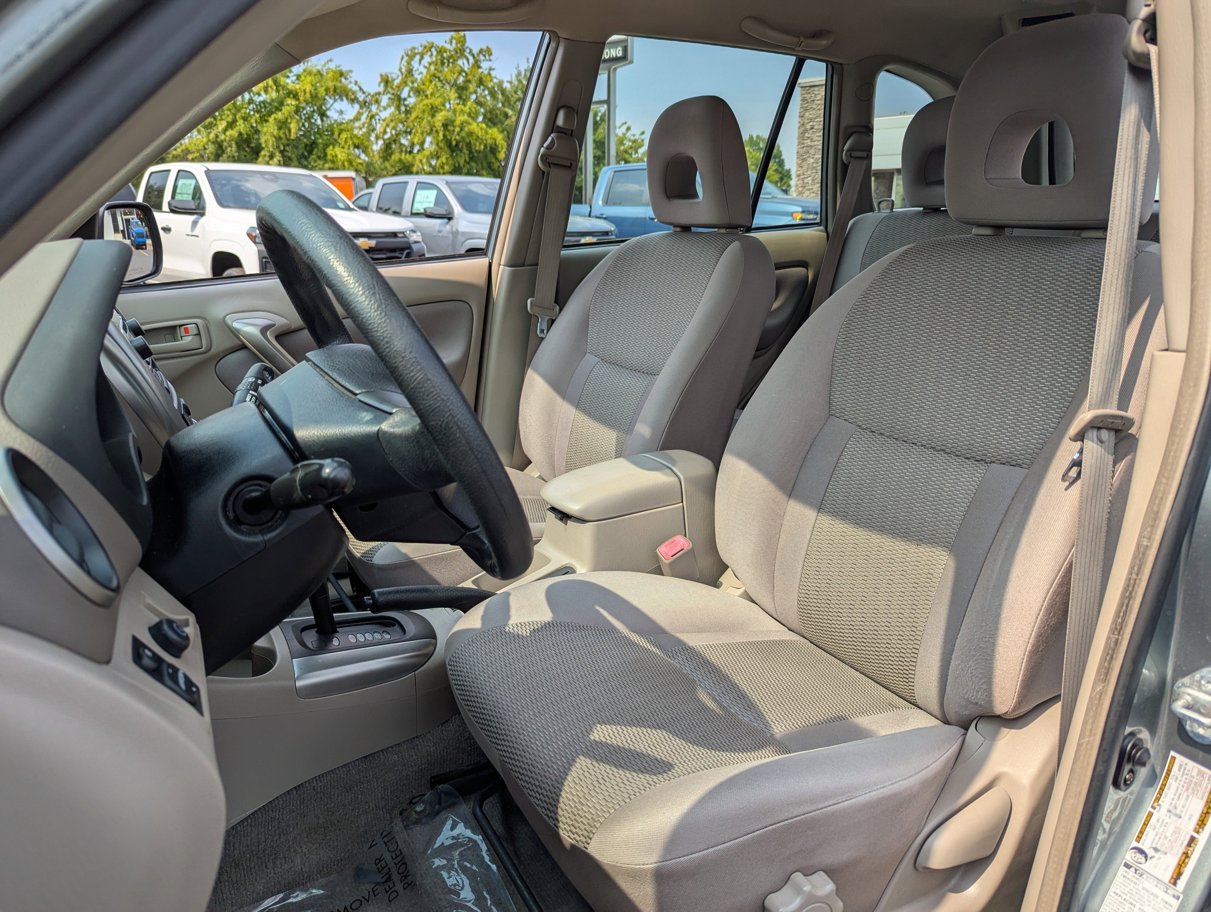 2005 Toyota RAV4 Base