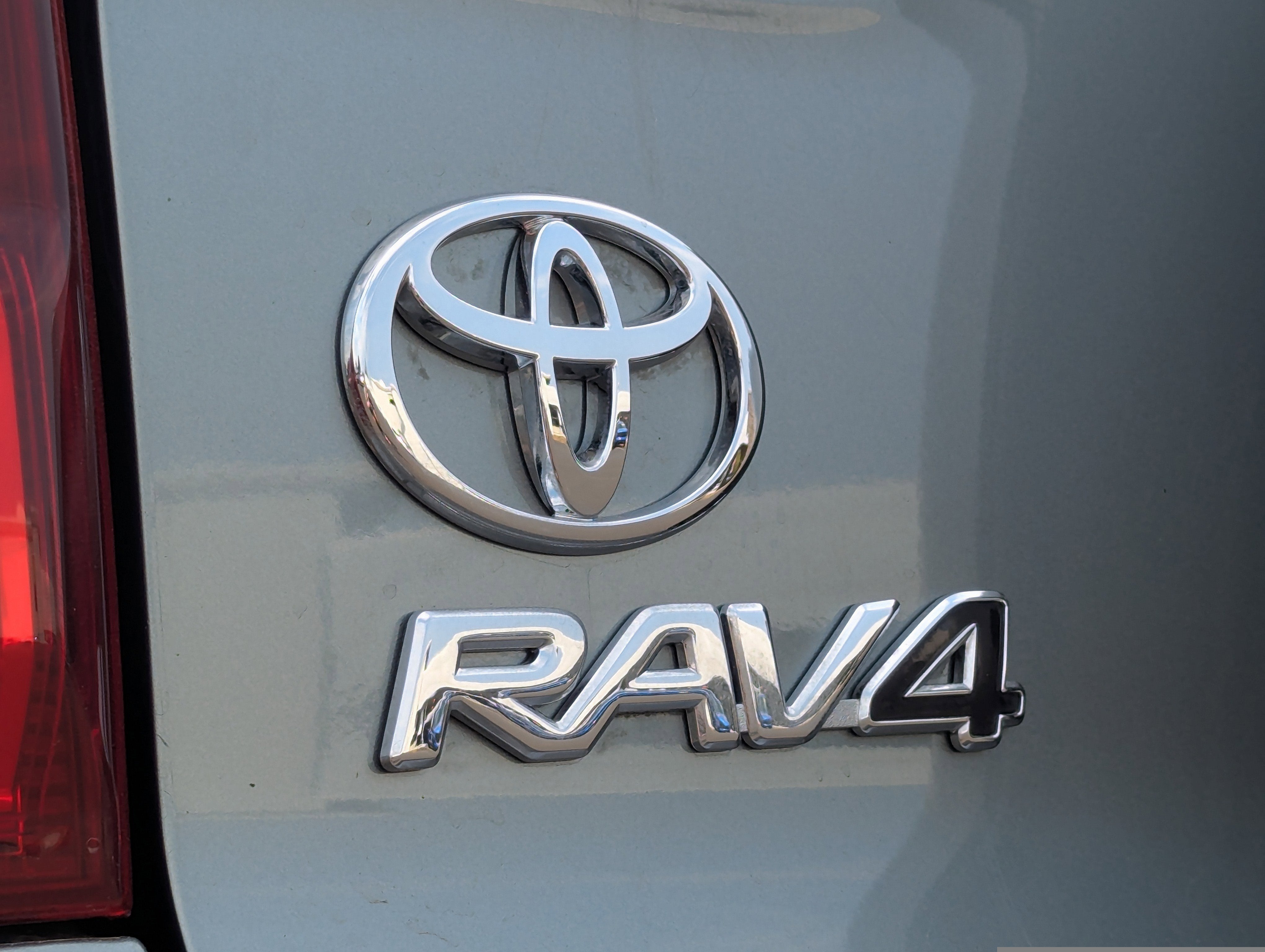 2005 Toyota RAV4 Base