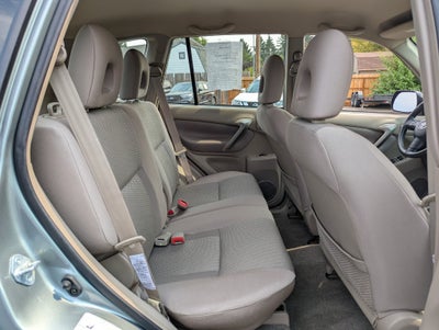 2005 Toyota RAV4 Base