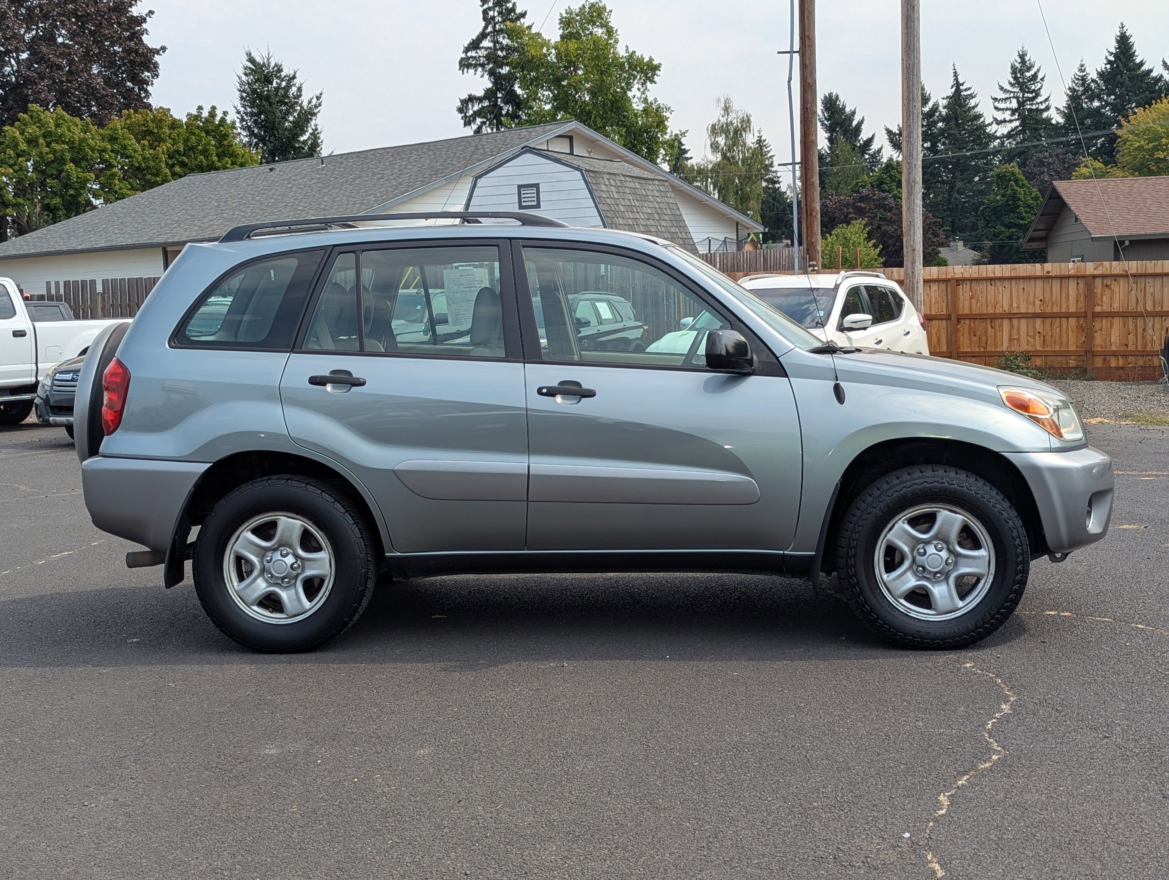 2005 Toyota RAV4 Base