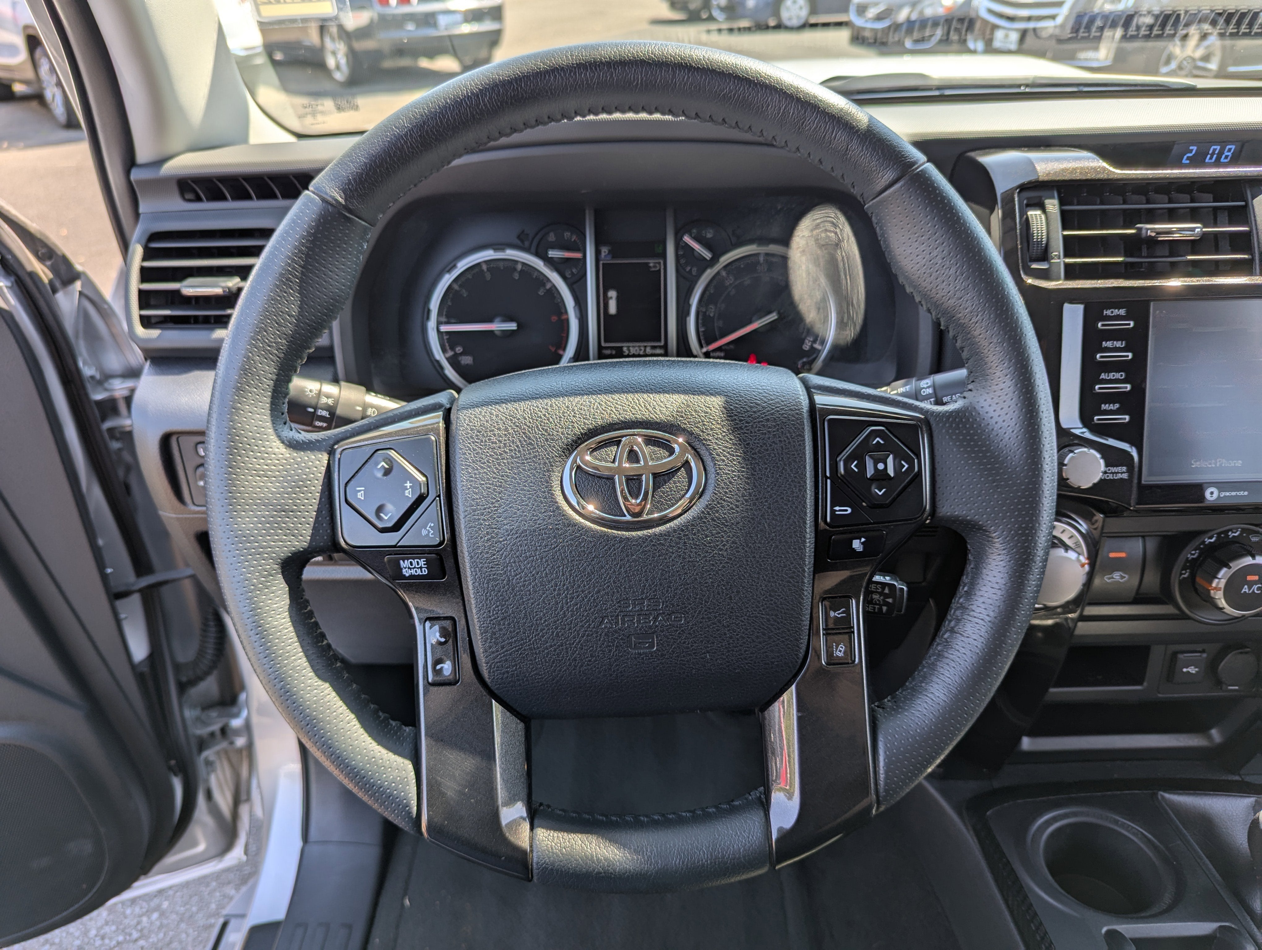 2024 Toyota 4Runner TRD Off Road