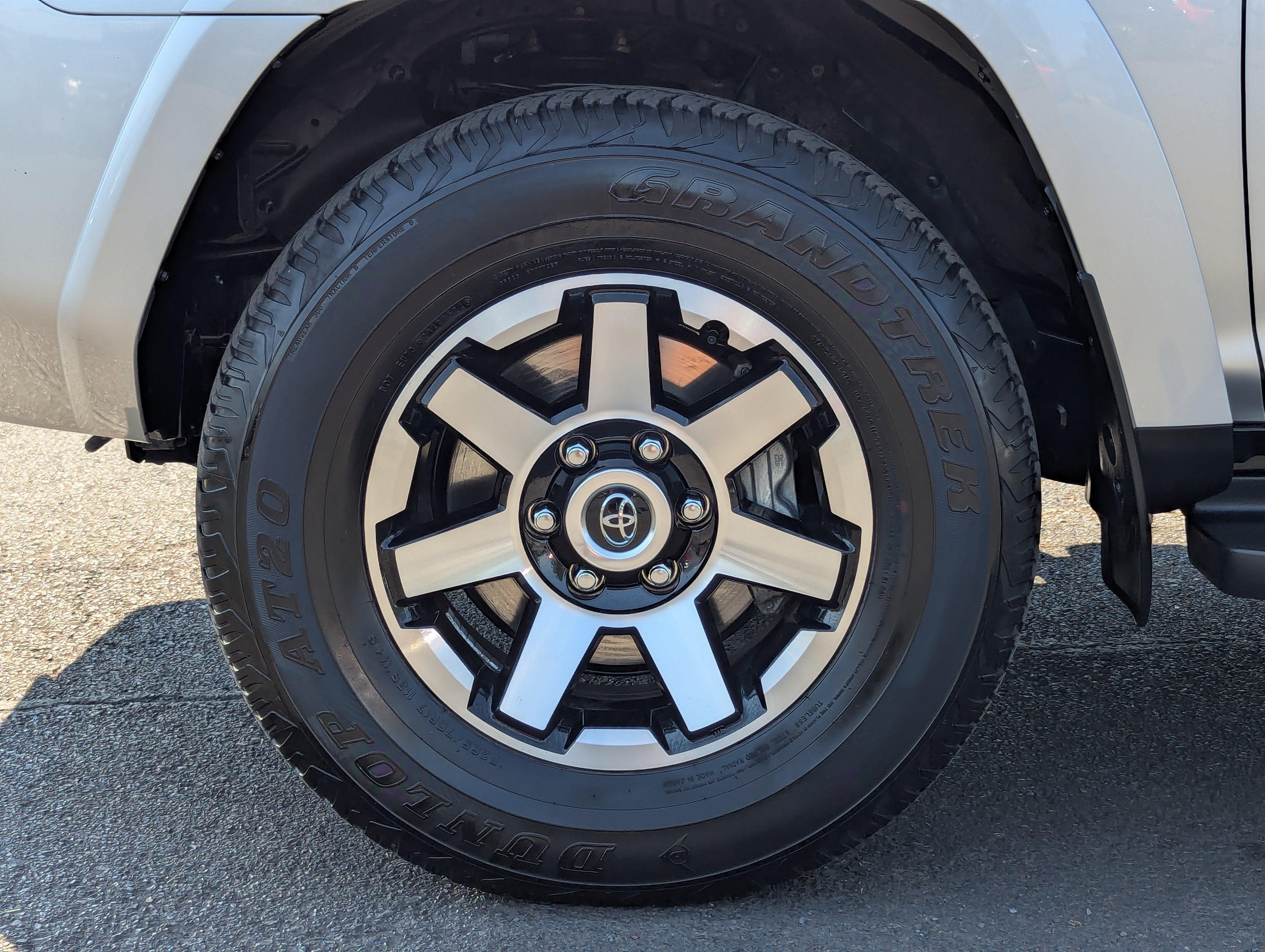 2024 Toyota 4Runner TRD Off Road